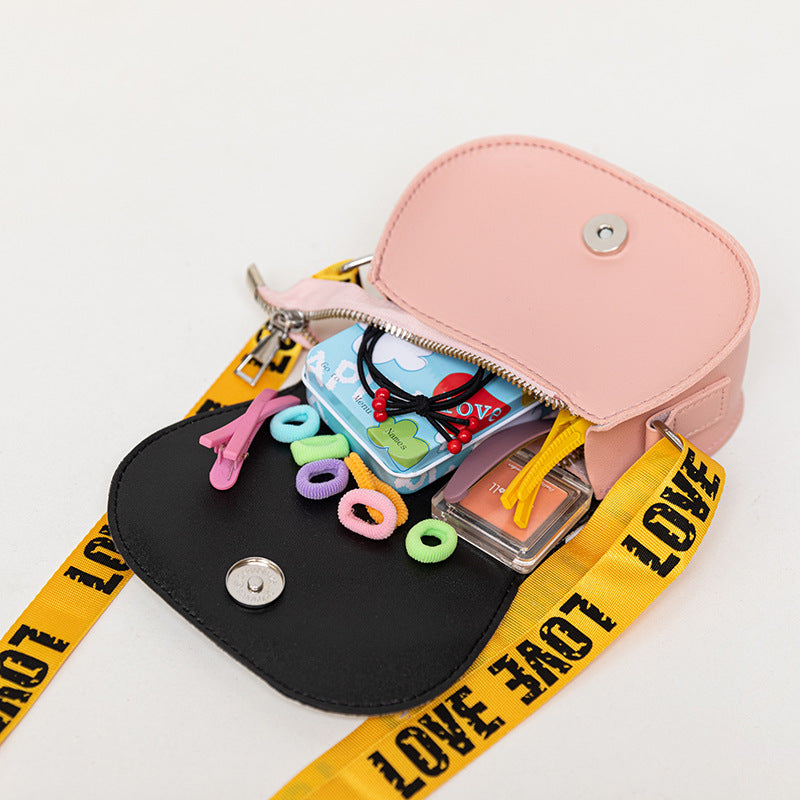 Cartoon love shoulder purse